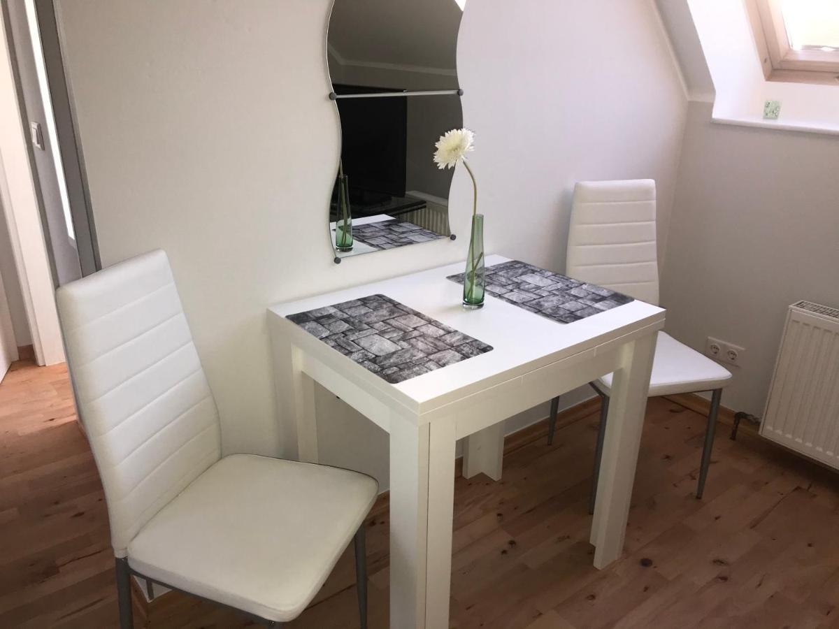 Le Casa De Jeune Dusseldorf Luaran gambar