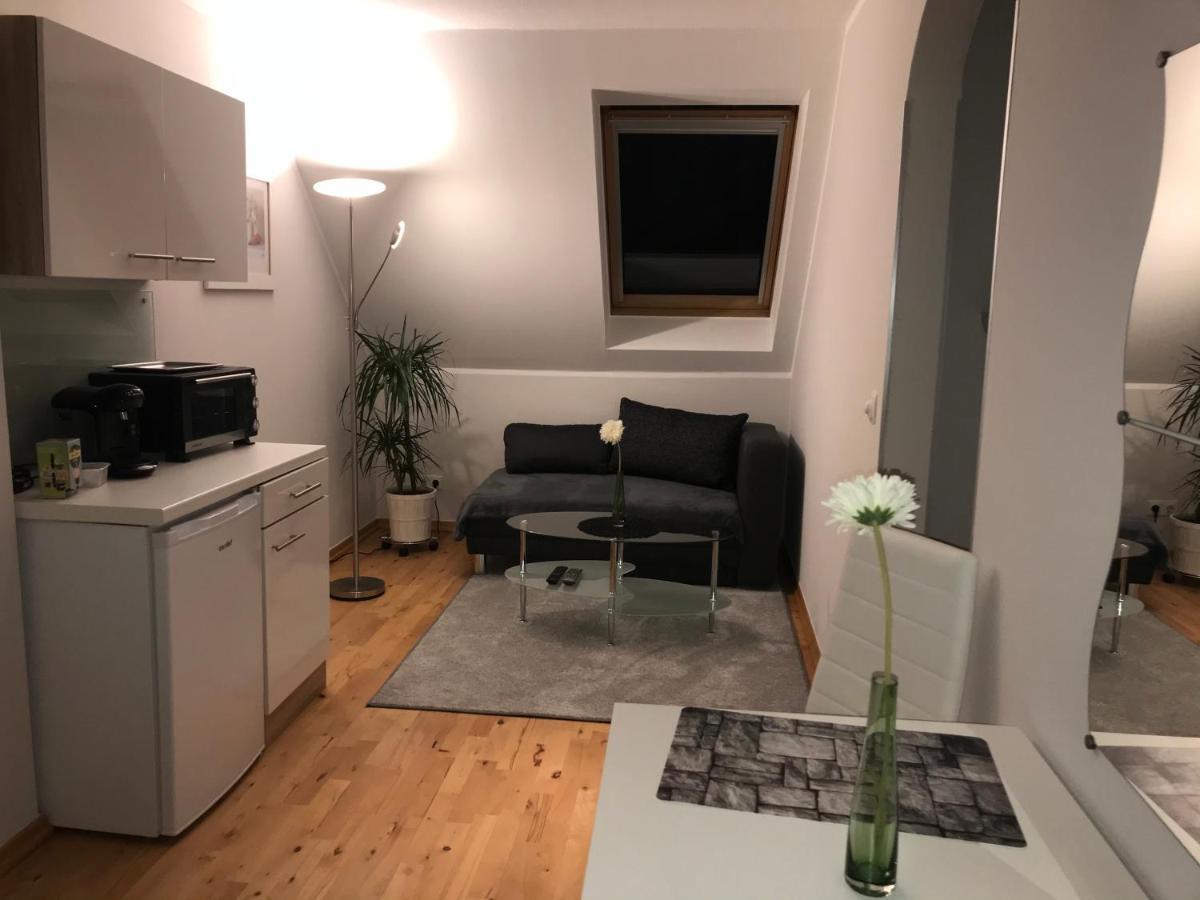 Le Casa De Jeune Dusseldorf Luaran gambar